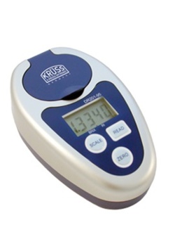 Digital handrefractometer DR 201-95, 0-95 % Brix,