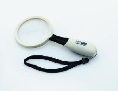 Handheld magnifier w/ illumination 3X/5X magn.