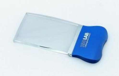 Pocket magnifier w/ illumination, 2X magnification