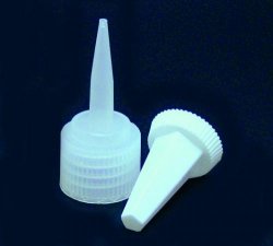 Lid for pipette bottle