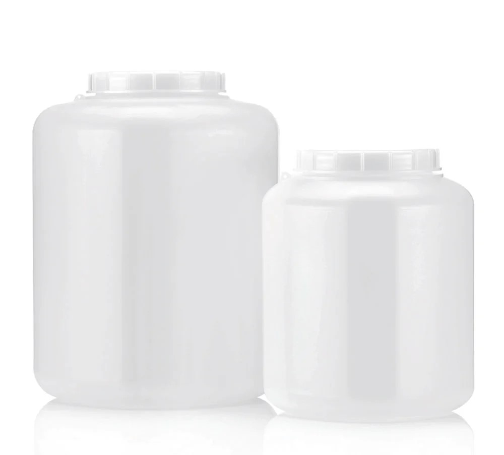 PE wideneck bottle with lid 5 l