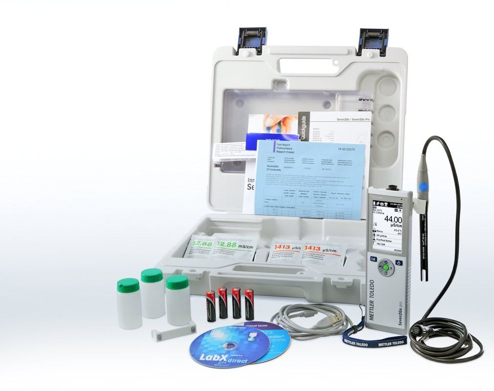 Conductivity meter, Mettler-Toledo Seven2Go S3-Field-Kit, with case and electrode