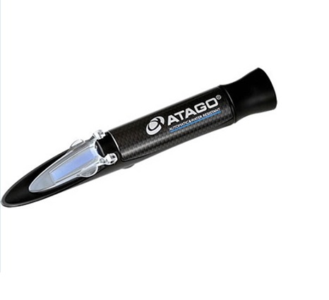 Hand-held salt refractometer Master-S28alpha