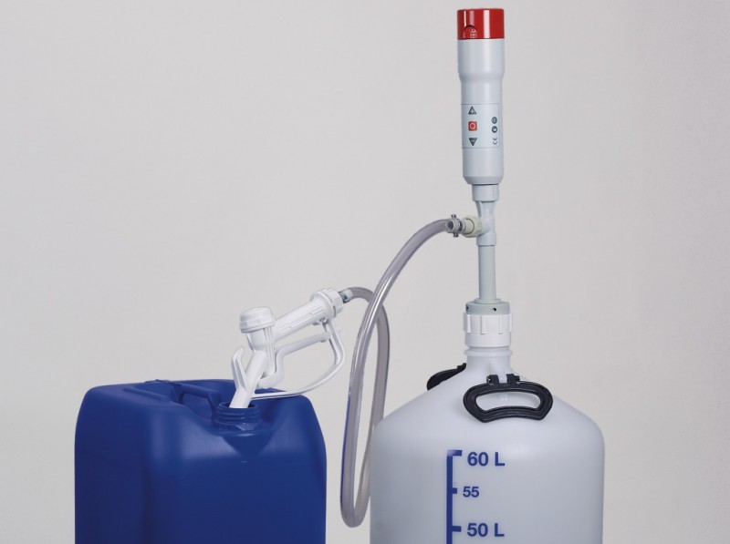 Dischage tube with nozzle