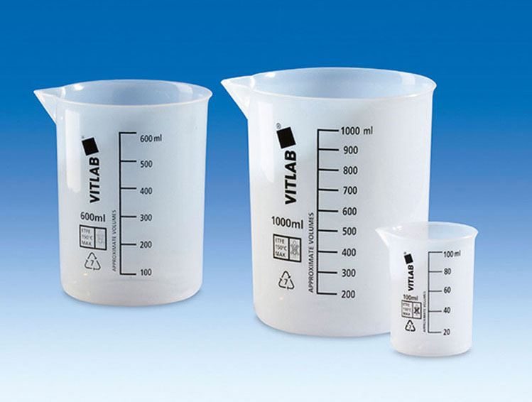 Beakers, low form, ETFE, gradu ated, Capacity 400