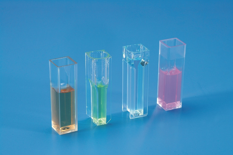 Disposable cuvettes, Descripti on Semi-micro cuvet