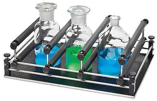 Attachment system for universal shaker SM 30