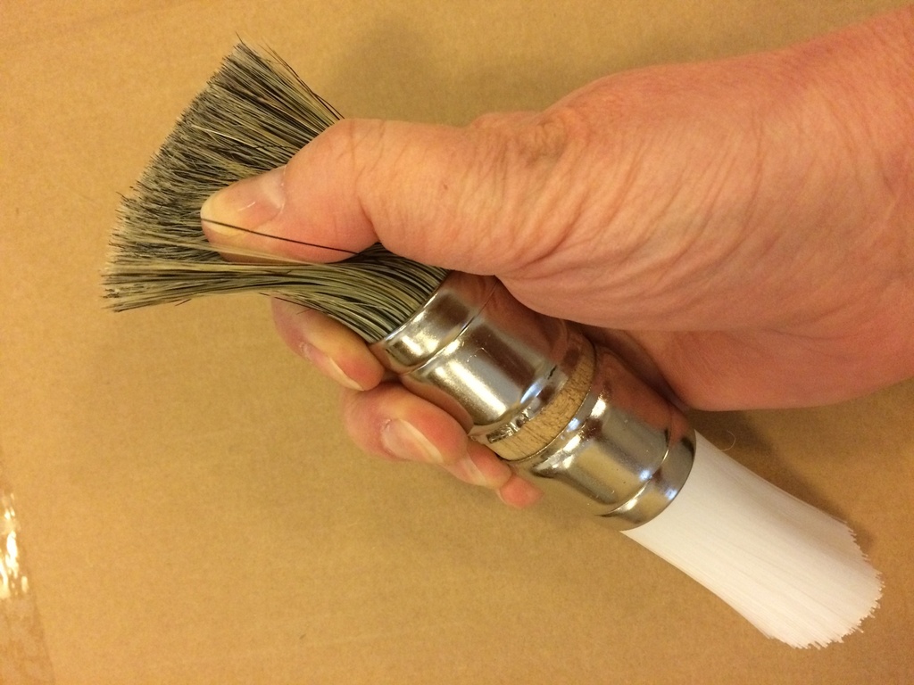 SIEVE BRUSH LARGE BRISTLE/HAIR