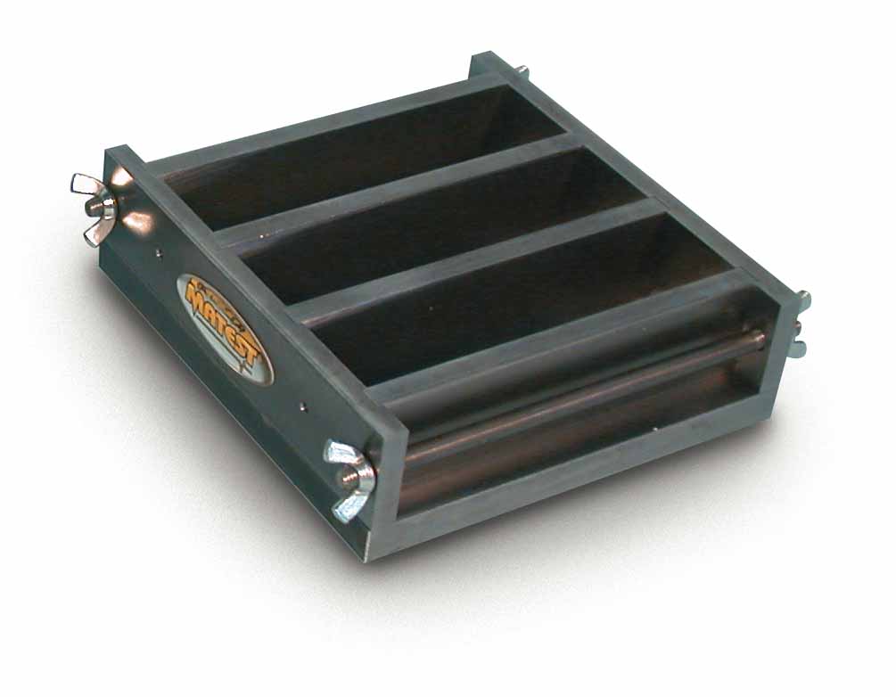 Three gang mould. 40x40x160 mm   E105